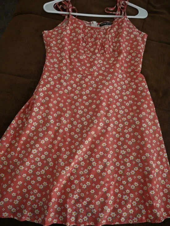 Spring Dress - Picture 2 of 4